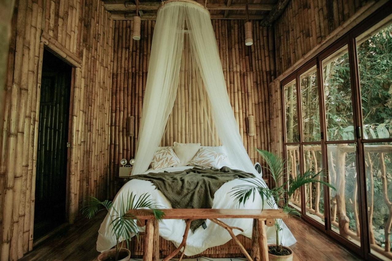 Treehouse De Valentine Villa Balamban Exterior photo