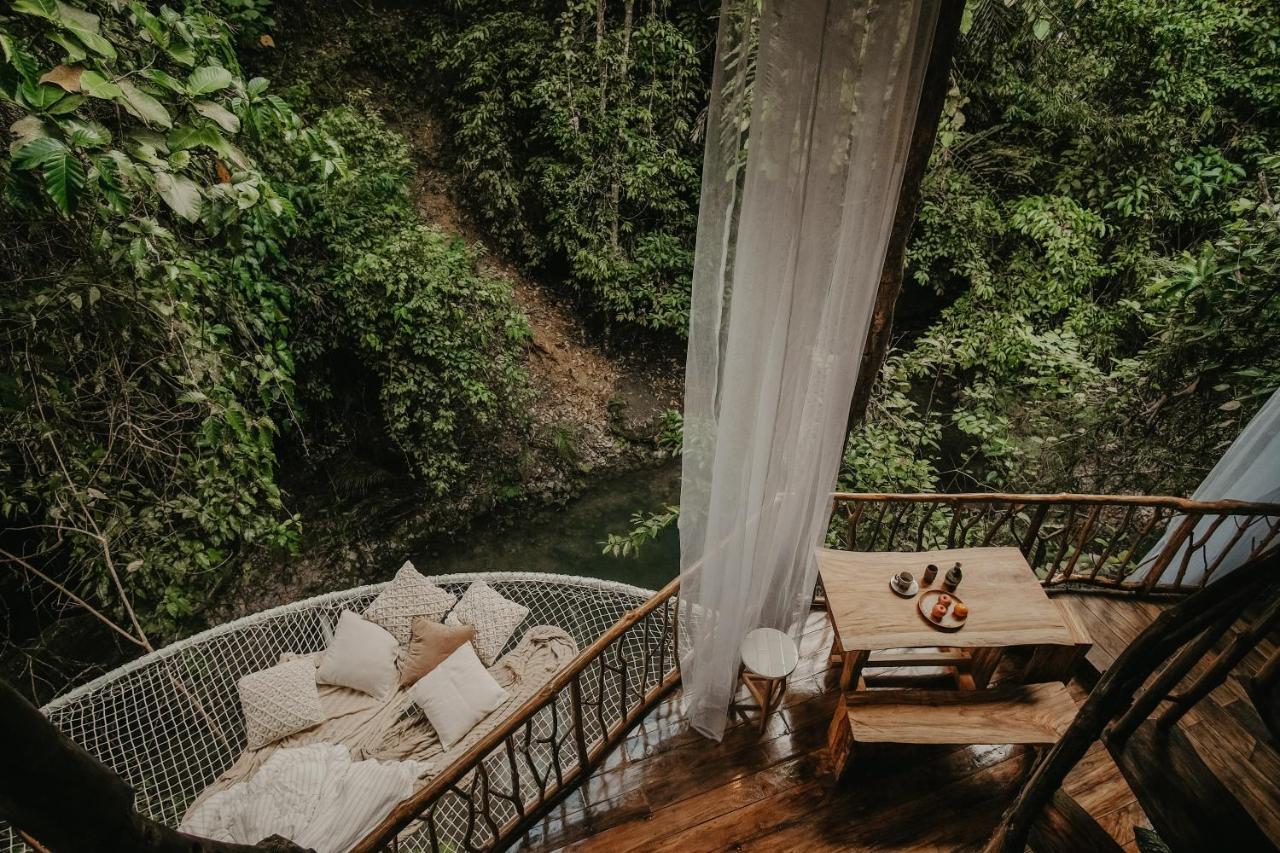 Treehouse De Valentine Villa Balamban Exterior photo