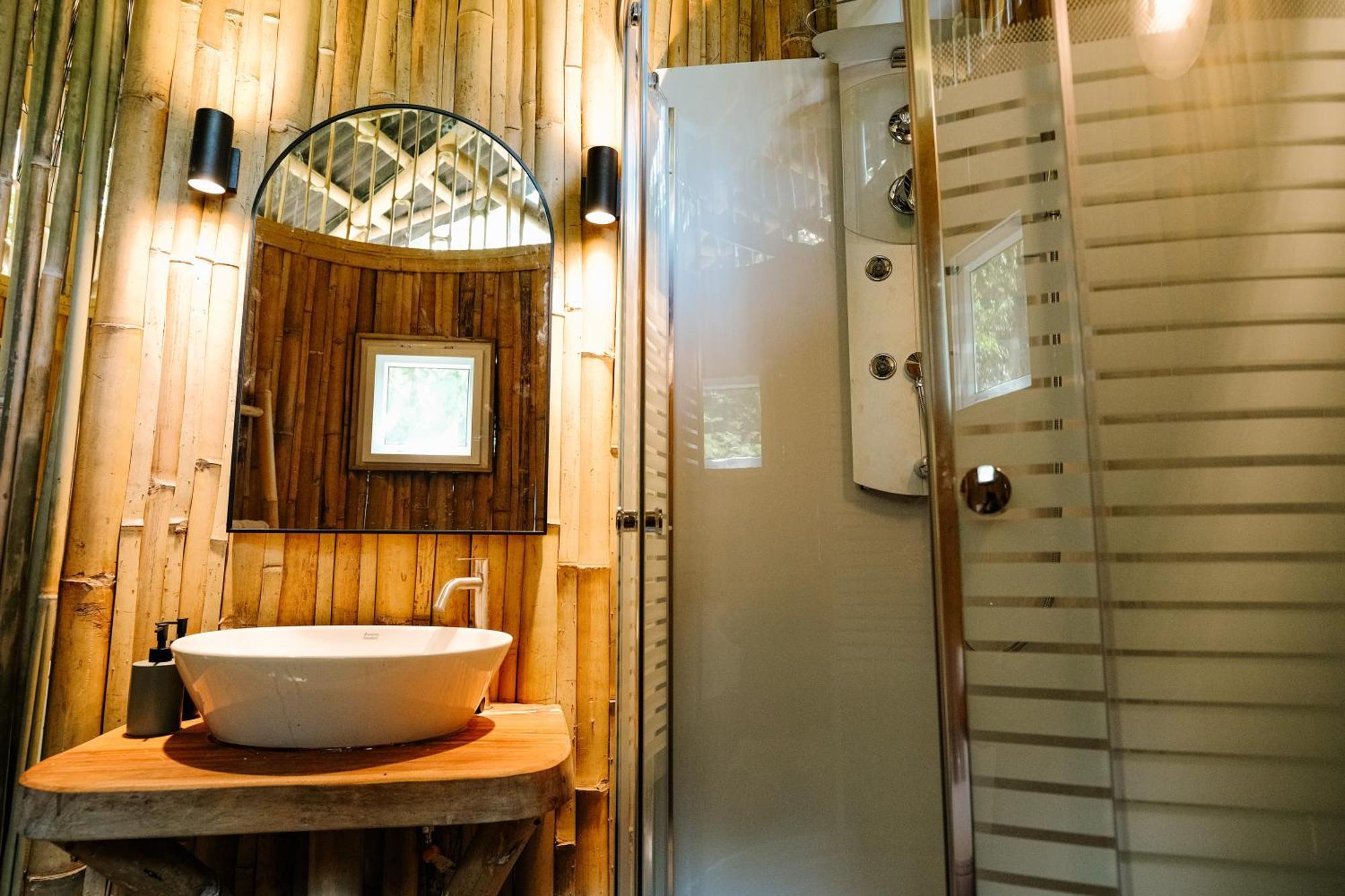 Treehouse De Valentine Villa Balamban Exterior photo